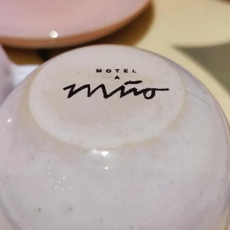 Spacious & Comfortable Guestrooms W Private Bathrooms Near Koelnmesse & Lanxess Arena, Free Parking, Highspeed Wifi